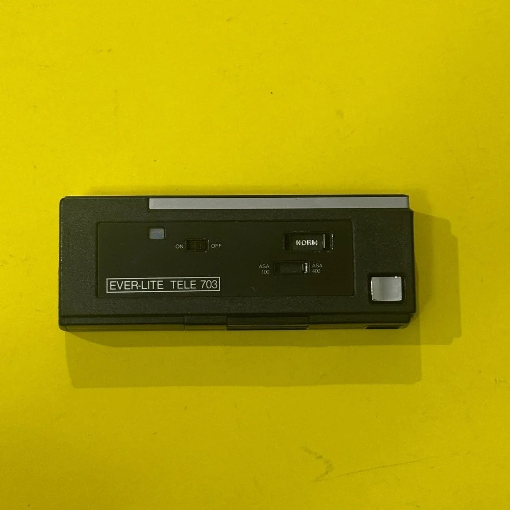 Vivitar Tele 703 110 Film Camera Dual Lens 24mm 36mm Black Vintage Japan‎